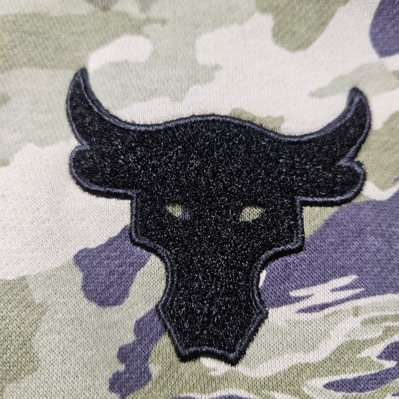 Under Armour Project Rock Veterans Day Fleece Hoodie Women's Size XS 1373610 - Picture 3 of 11